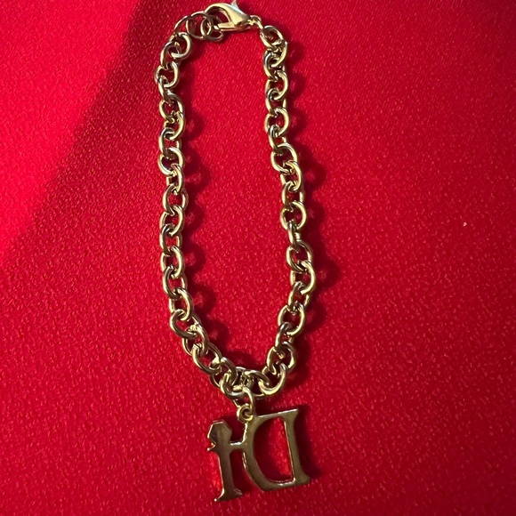 Vintage Di  Gold Tone Charm Bracelet -International - Picture 8 of 12